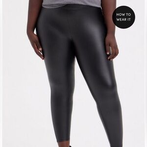 Torrid leggings (NWOT)